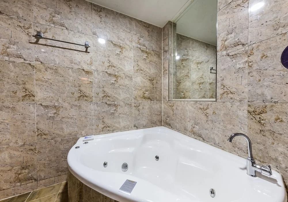 Yeongdeungpo Komodo Hotel - photo 10