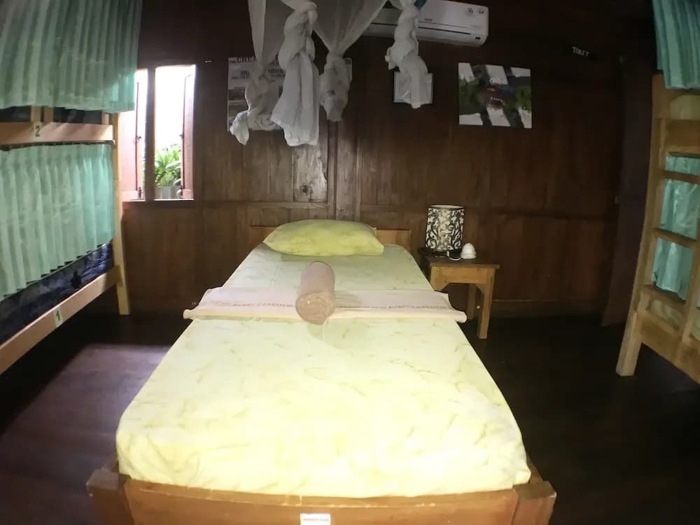 Green Paddy Hostel - photo 17
