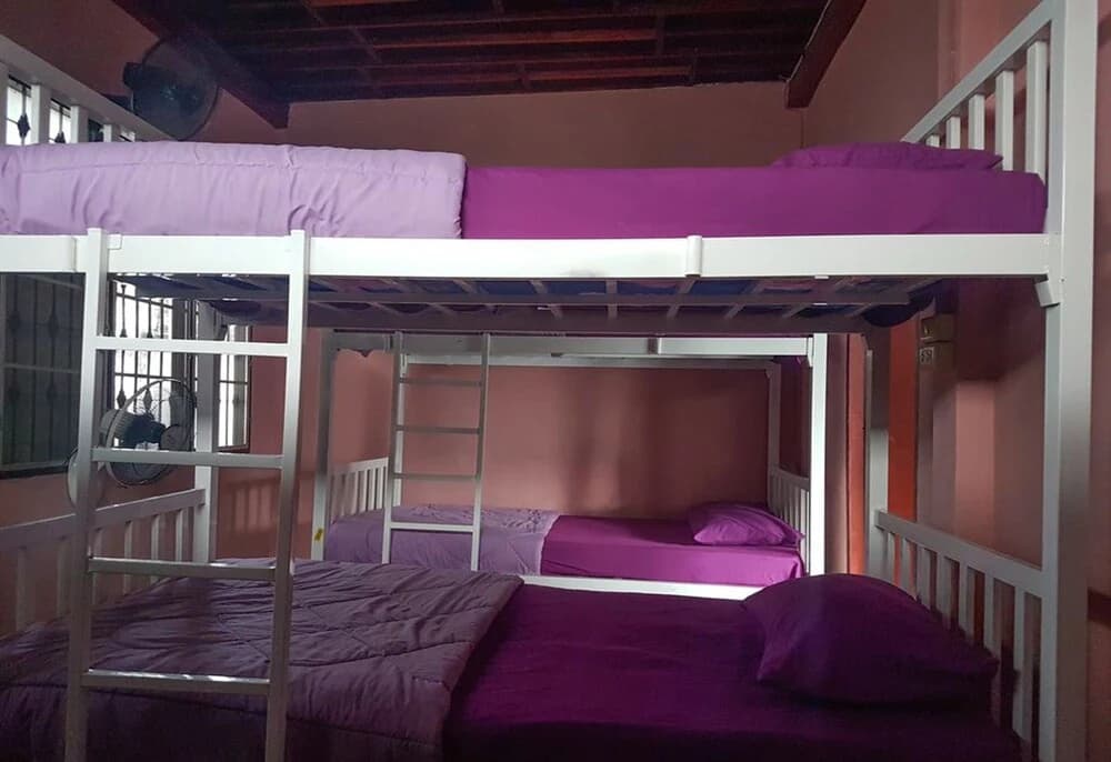 Champion Hostel 2 - Adults Only - photo 4