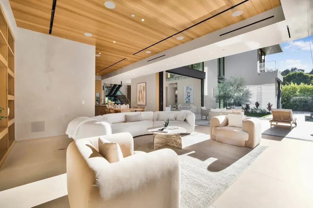 Hutton Villa - 5-bedroom Retreat in Iconic Beverly Hills Oasis - photo 7