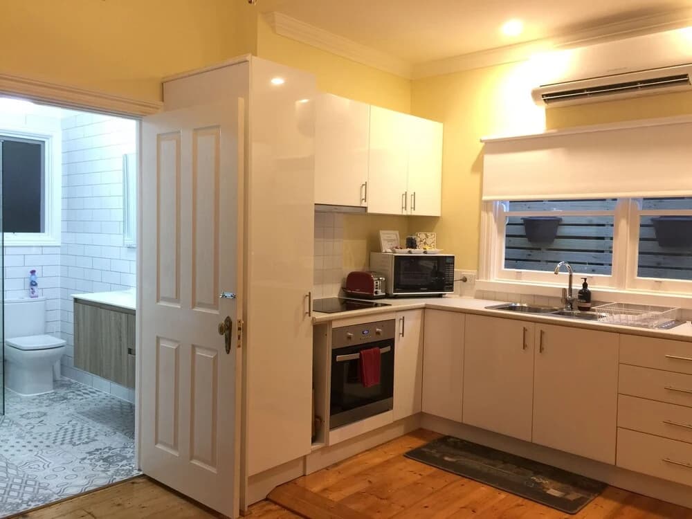 Brentwood Cottage - photo 15