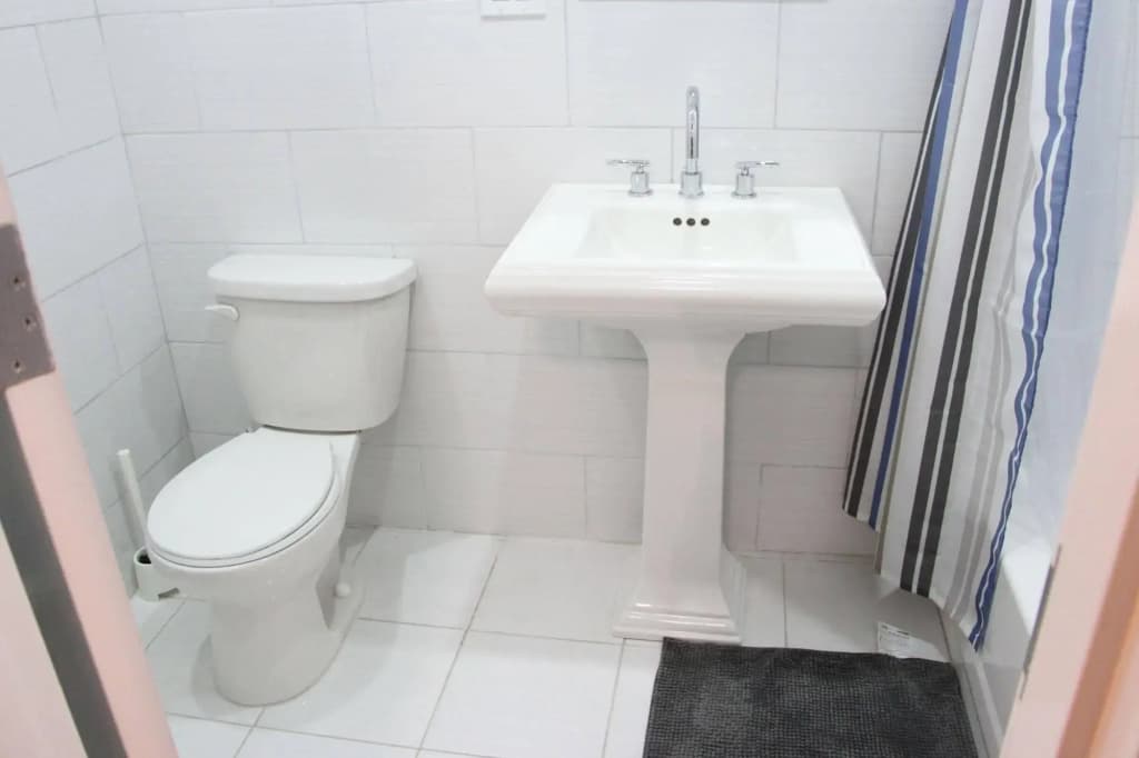 The Topping Three-Bedroom Apartment - photo 7