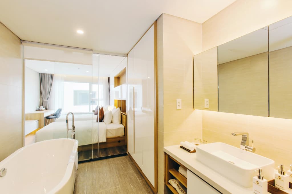 Zen Diamond Suites Hotel - photo 10