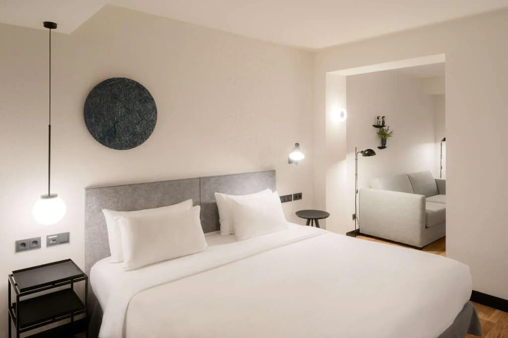 Radisson Blu 1882 Hotel, Barcelona Sagrada Familia - photo 6