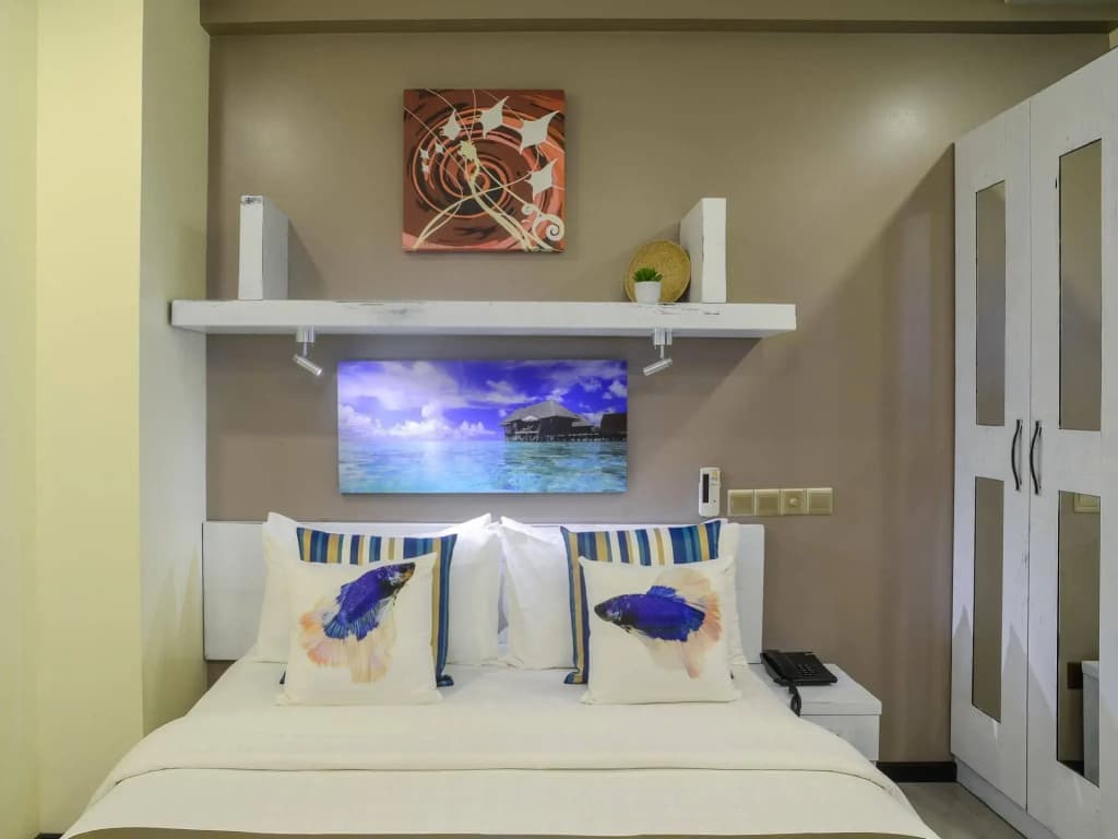 Somerset Inn - photo 3