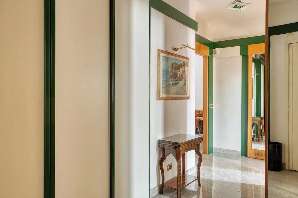 JOIVY Captivating flat with balcony - photo 15