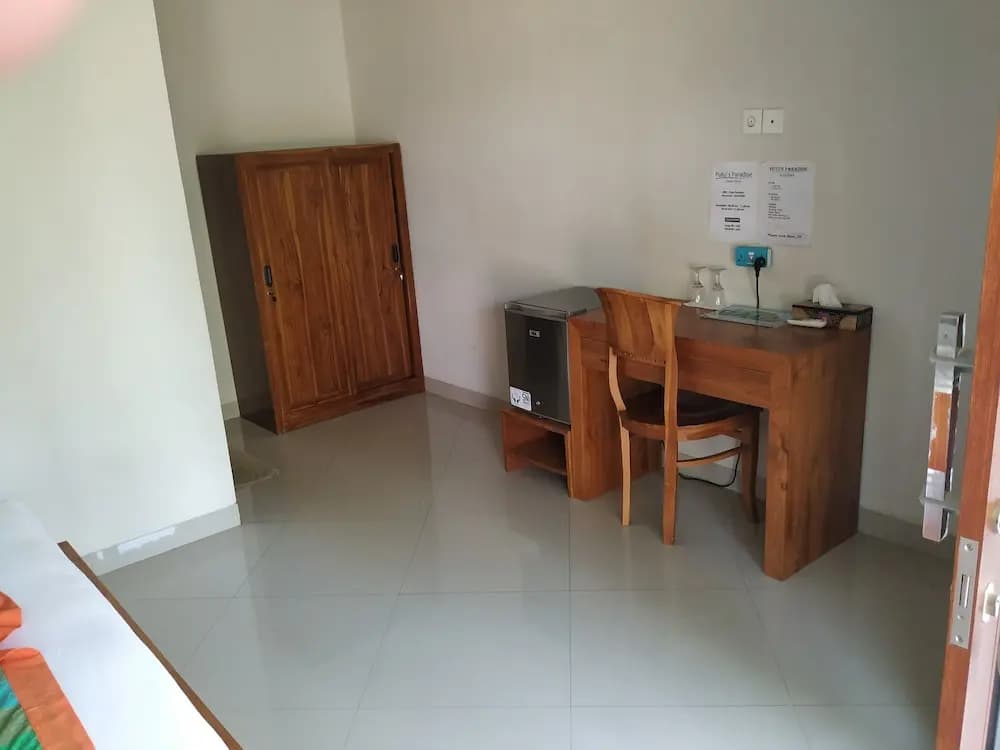 Putu's Paradise Guesthouse - photo 1