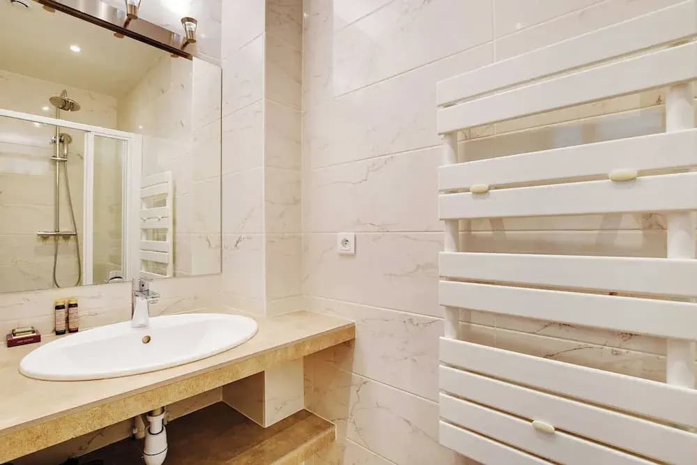 Refreshing Apartment - 2br/6p - Bastille - photo 8