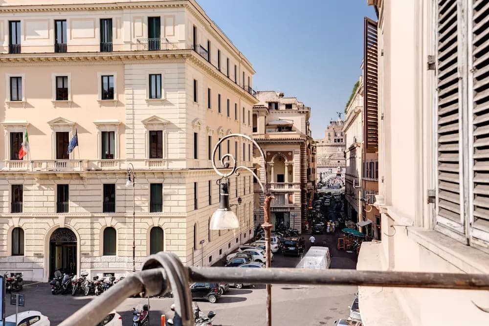 Corso Vittorio 315 with Balcony - photo 11