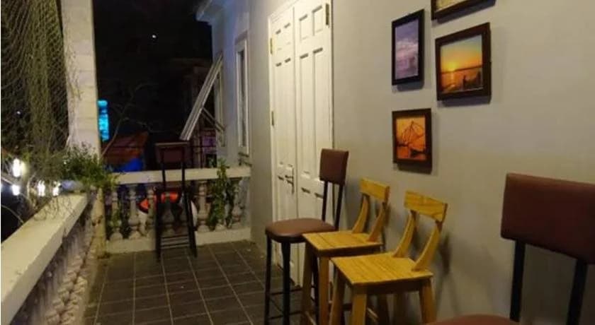 Bookaholic Beach Hostel - photo 13