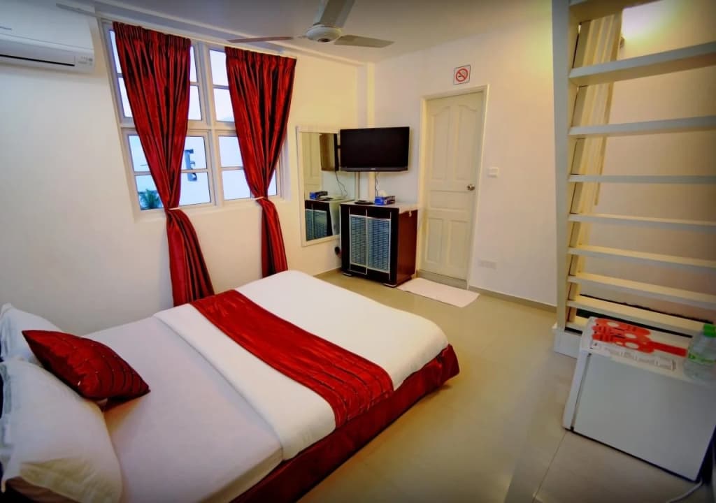 Iberry Inn - photo 4