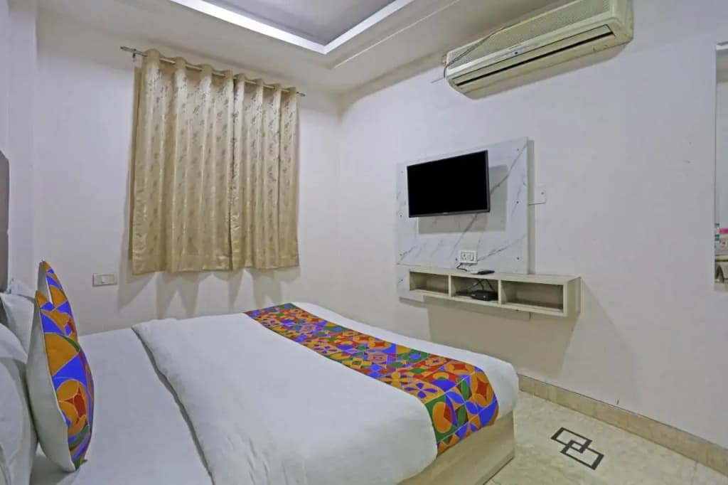 Hotel Sterling In Inn - photo 42