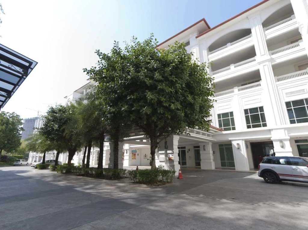 Profolio Straits Quay - main photo