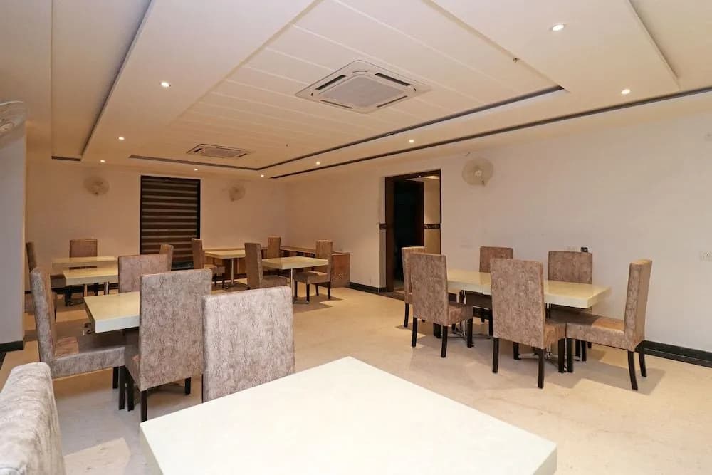 Capital O 16651 GRD SUITES - photo 14