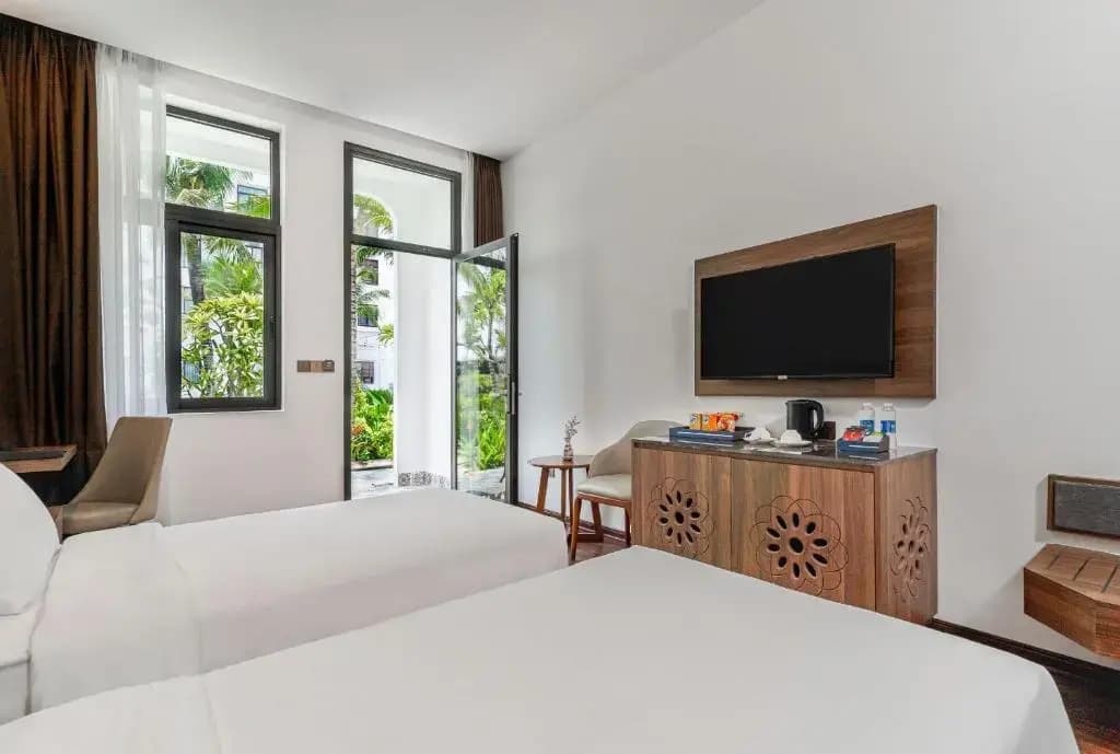 Nesta Hotel Da Nang - photo 3