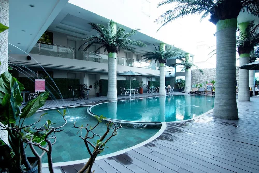 ZEN Rooms Basic Sunset Road Boutique Hotel - photo 13