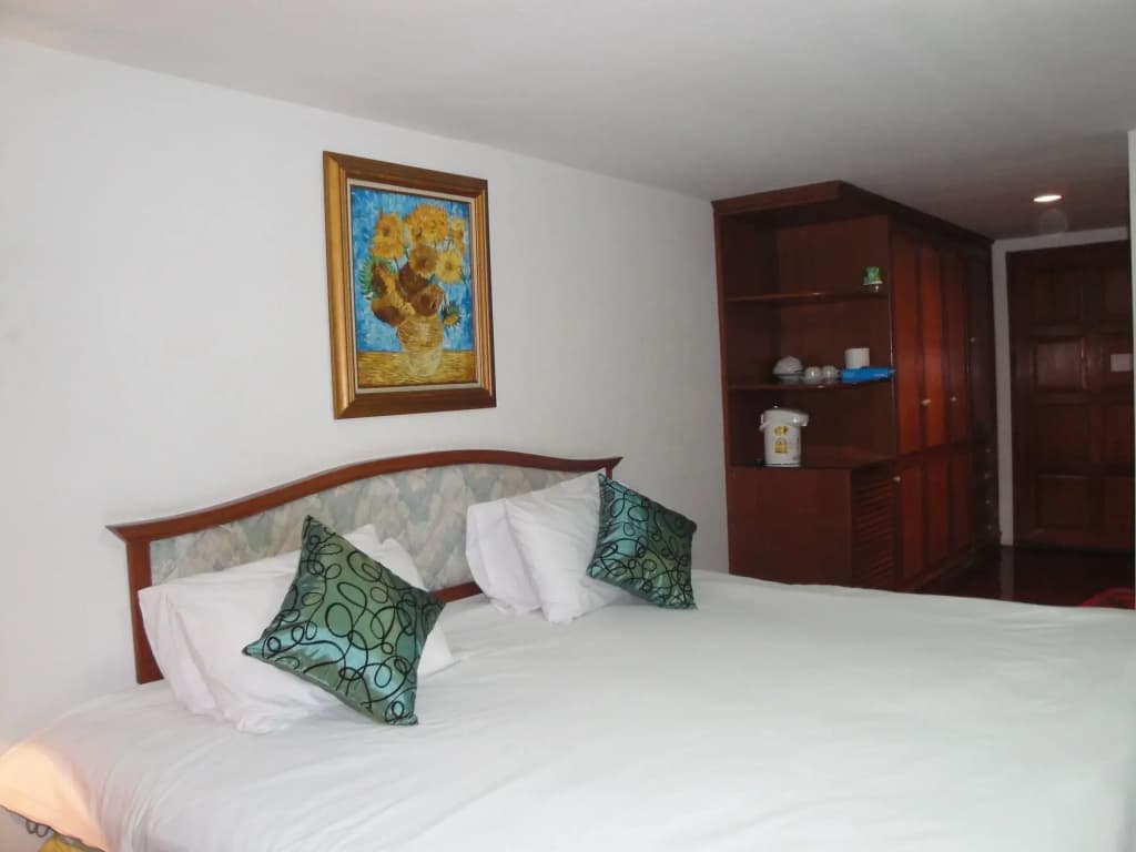 Interchange Tower Serviced Apartment - photo 6