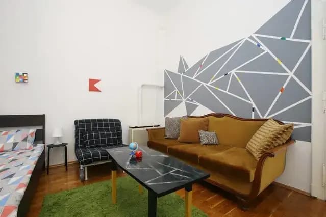 Sophie's flat - photo 3