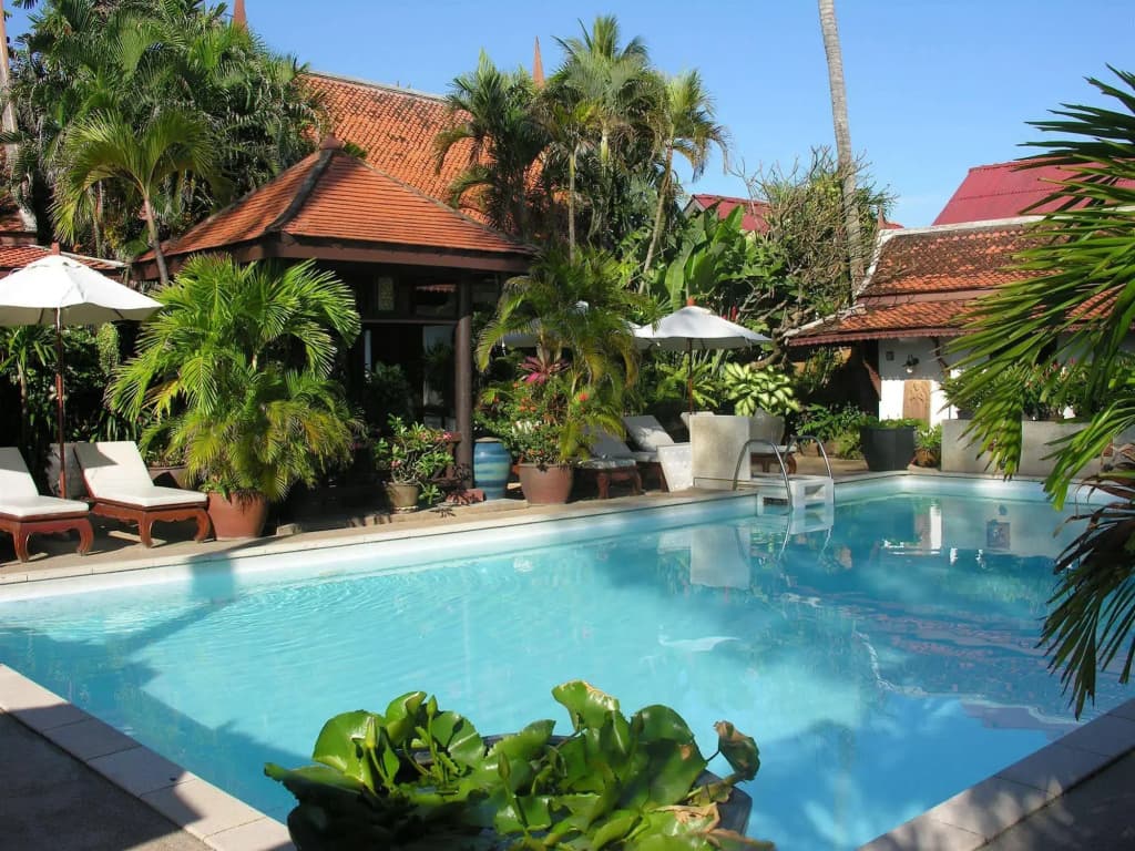 White House Beach Resort - photo 11