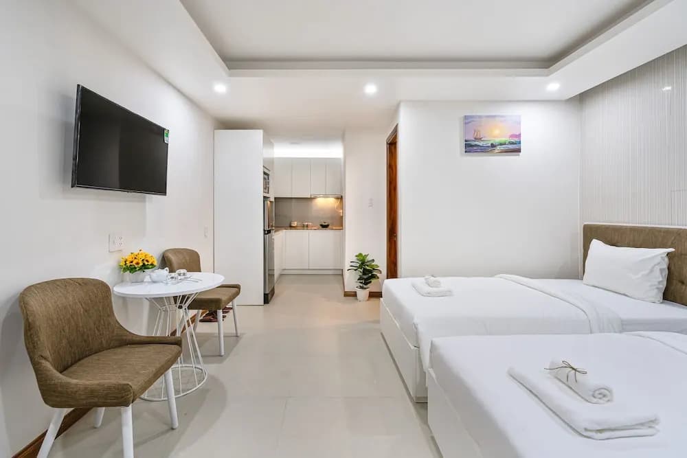 The Royal Hotel Apartment - Phu My Hung - photo 34