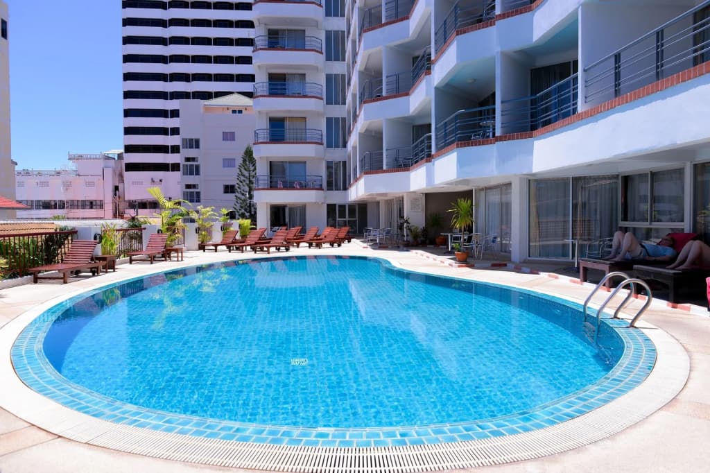 Sandy Spring Hotel - photo 13