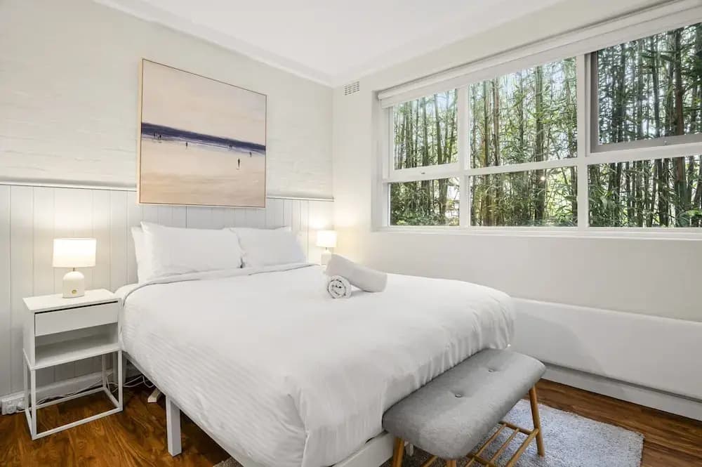 Charming 1-bed With Fireplace by the Beach - photo 3
