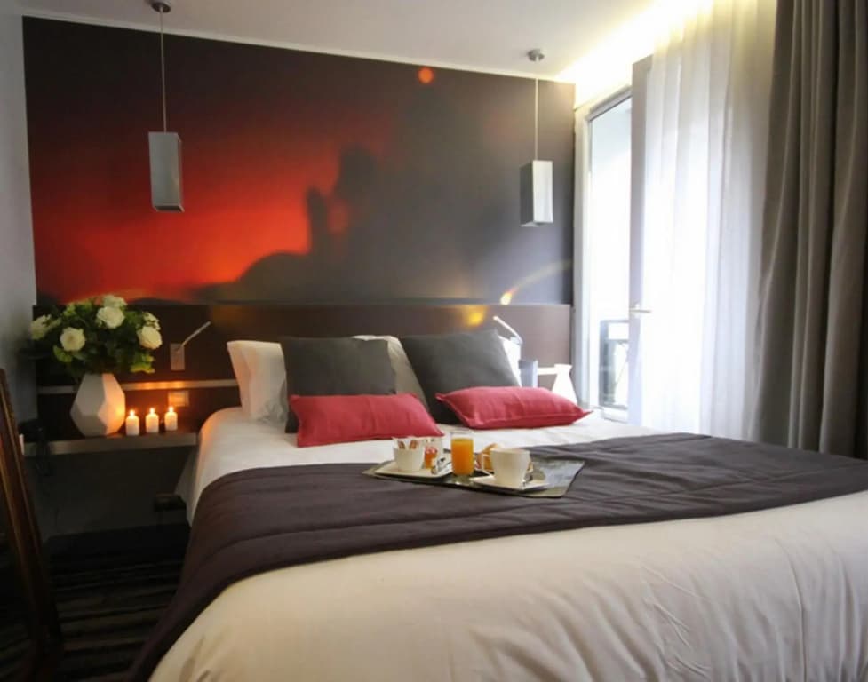 Hotel Lumières Montmartre Paris - photo 5