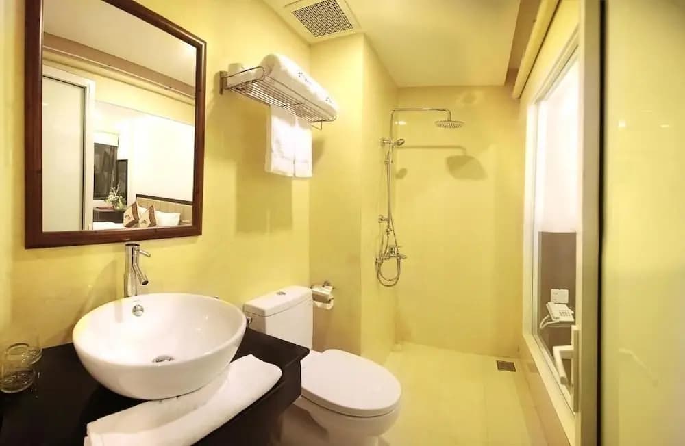 May Hotel - photo 10