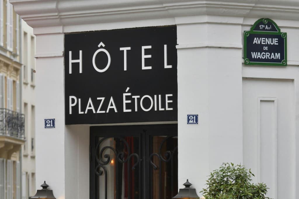 Hôtel Plaza Etoile - photo 1