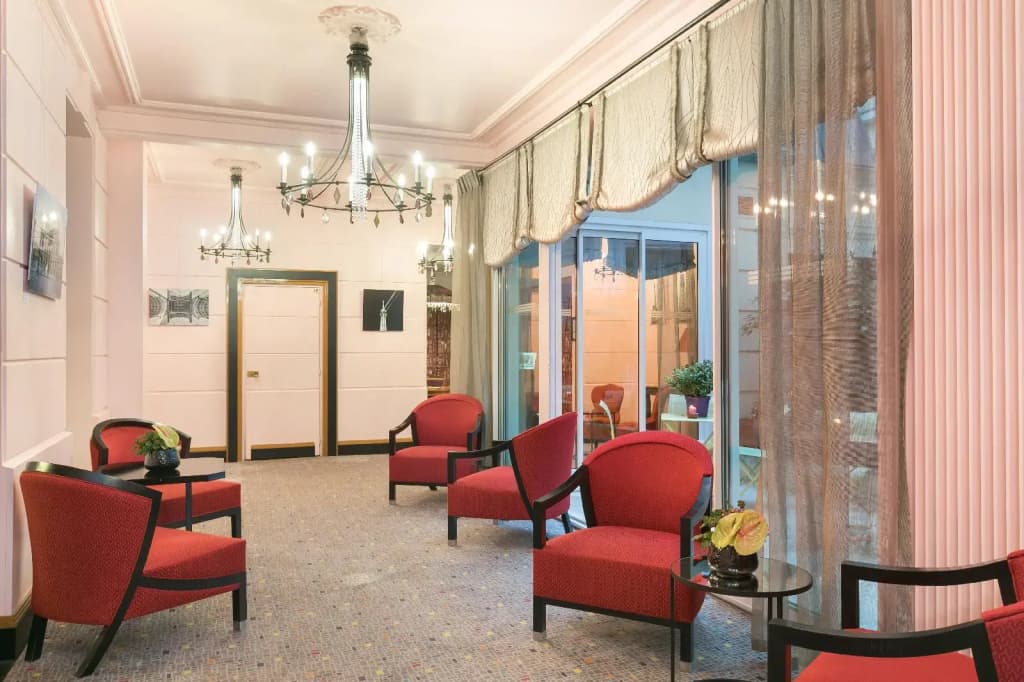 Hotel Le Cardinal - photo 19