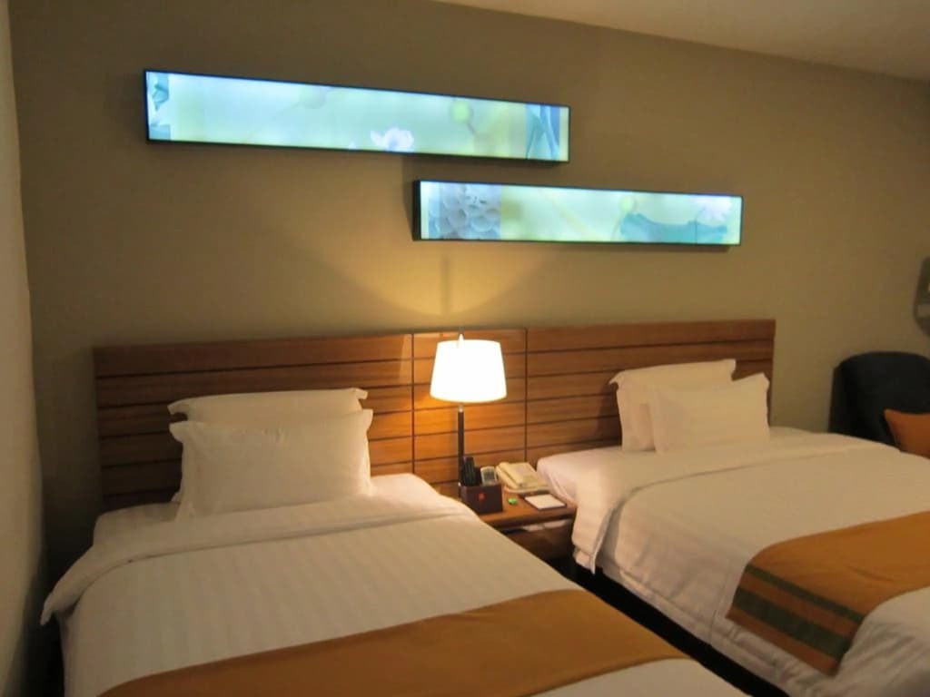 Maple Hotel - photo 15