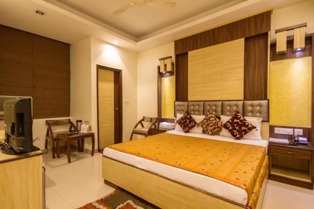 Hotel Aster Inn - photo 15
