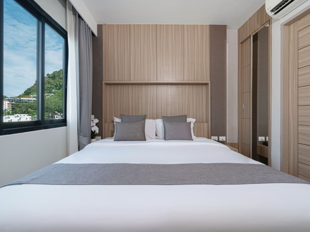 Patong Bay Residence - photo 2