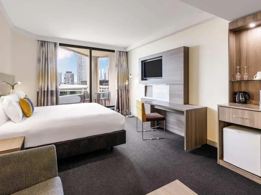Carlton Crest Hotel Sydney - photo 5