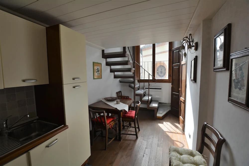 Elegant Apartment for 3 in Firenze With Elevator - photo 13