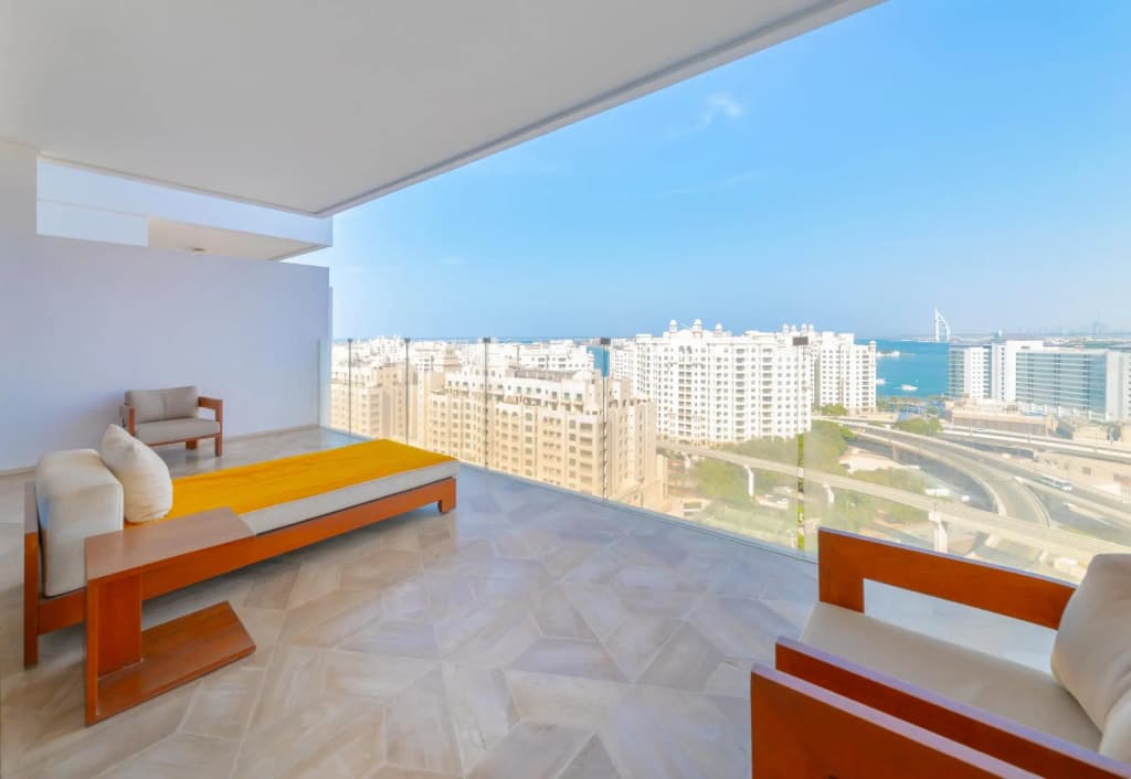 DXB - Five - 41506 - PJ - photo 6