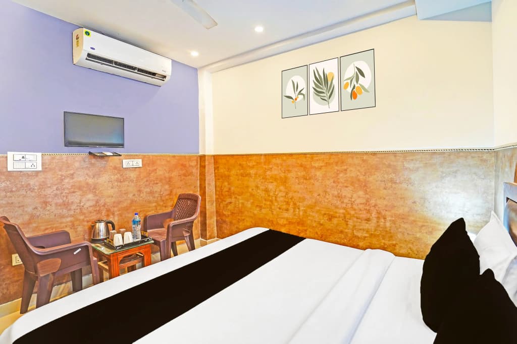Oyo Key Rooms Tilak Nagar - photo 18