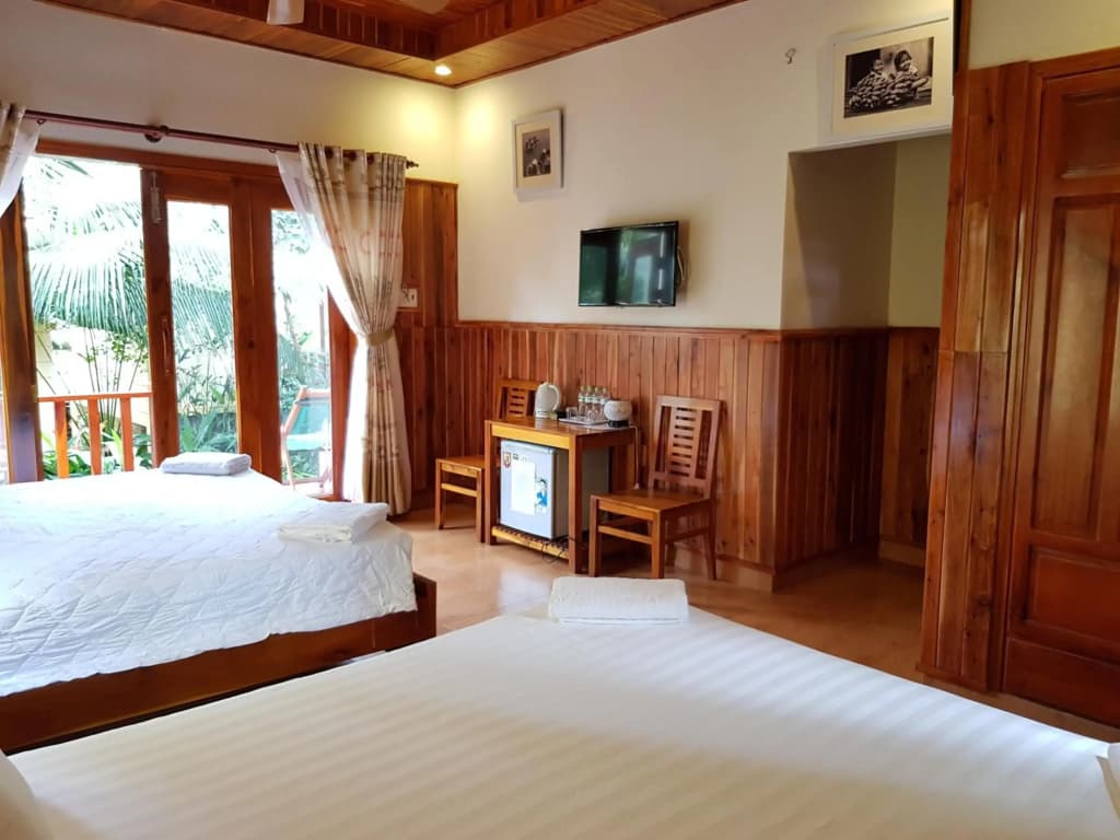 Free Beach Resort - photo 2