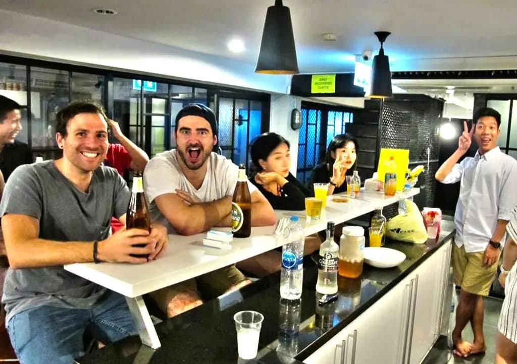 Jellybean The Blocks Hostel Sukhumvit 10 - photo 16