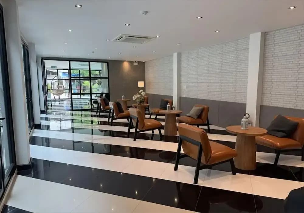 The Kite Hotel Bangkok - photo 36