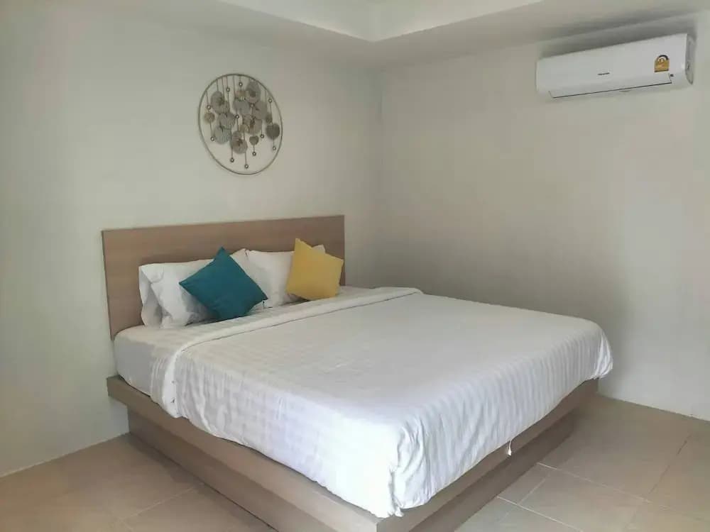 A&K Patong Hotel - photo 1