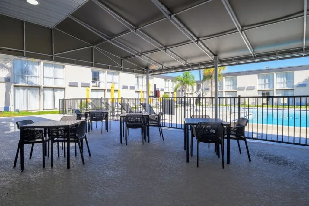 B&B Hotel Orlando International Drive Near Universal - Newly Renovated! - photo 23