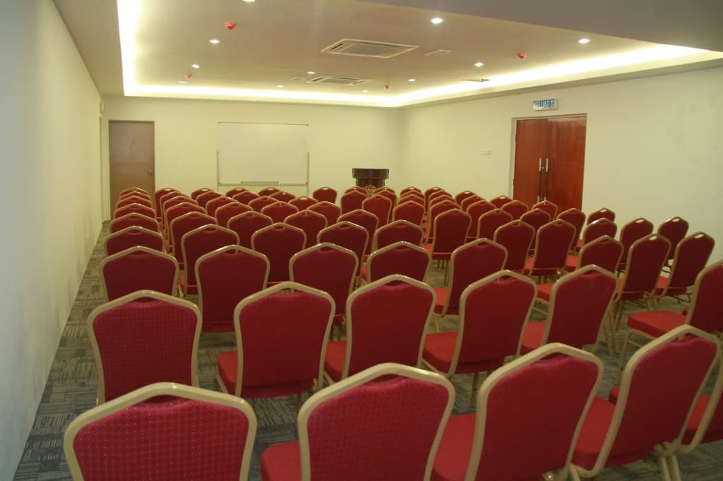 Prima Hotel Melaka - photo 8