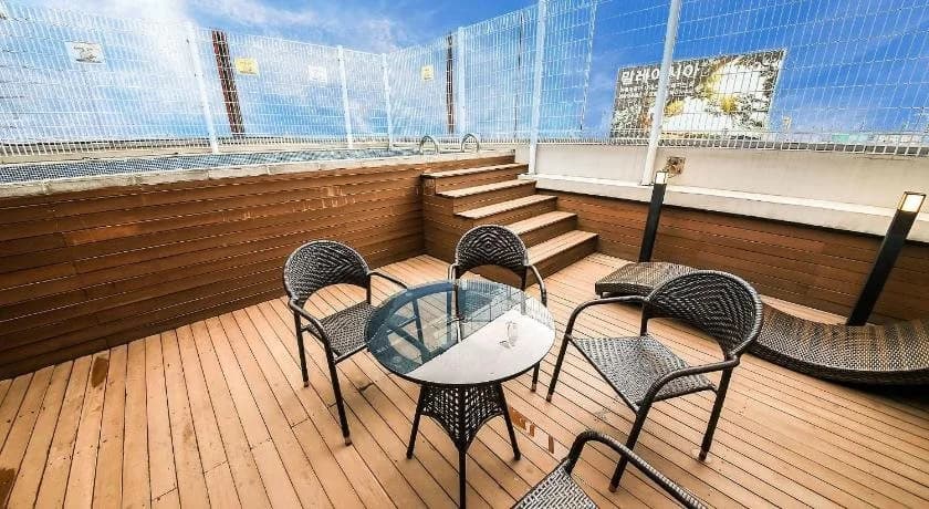 Blvd Hotel - photo 27