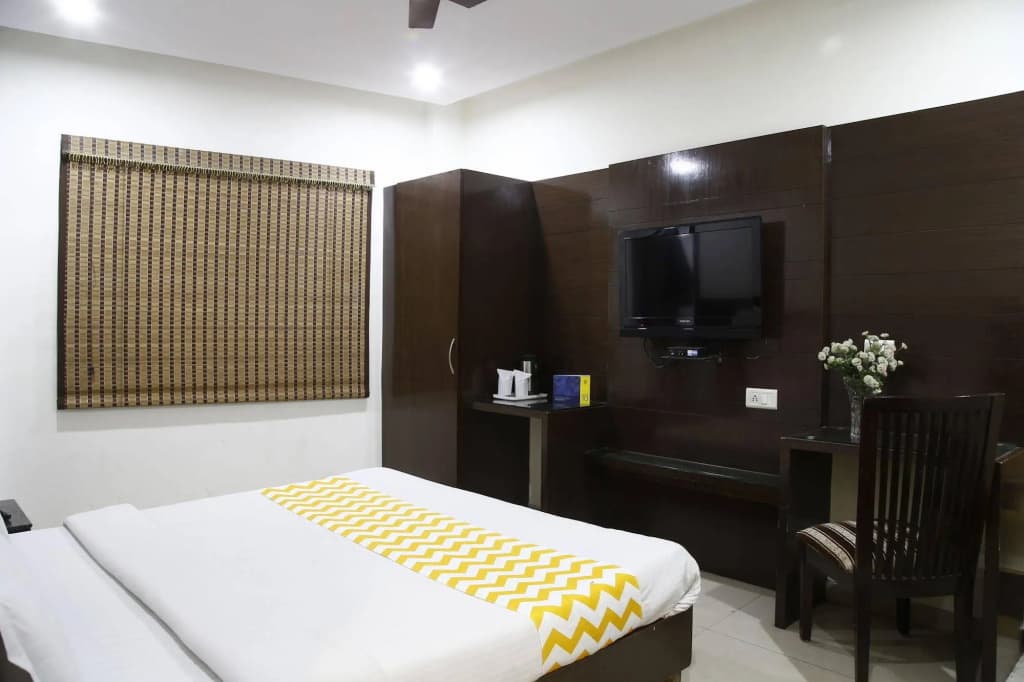 FabHotel Station 3 - photo 7