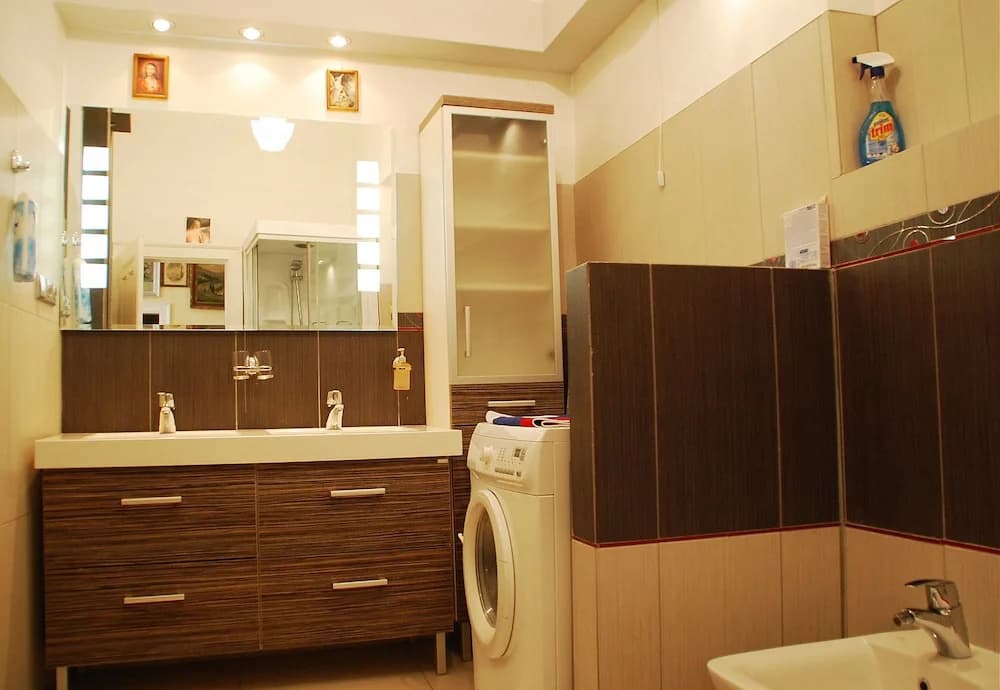 Bohemia Antique Apartment - photo 11