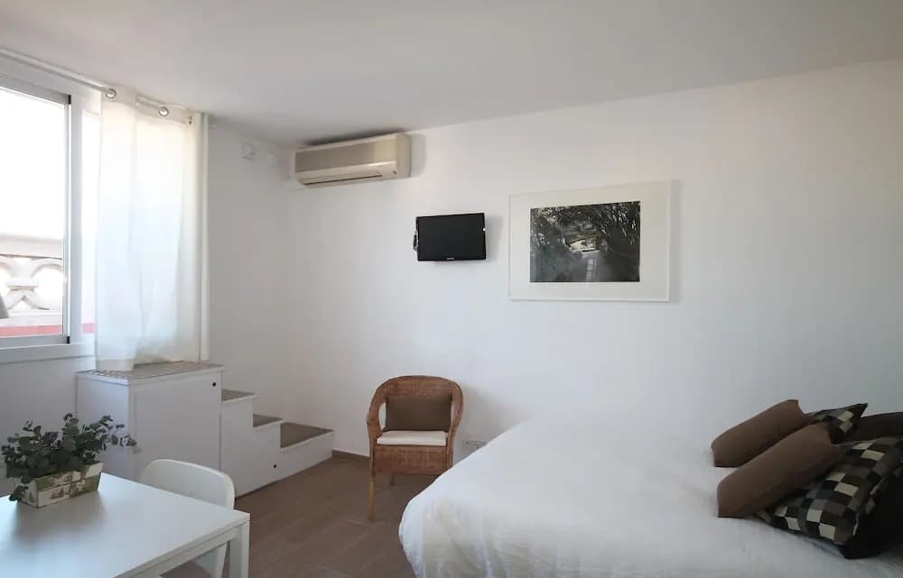 Genial Ático con Terraza Privada - photo 5