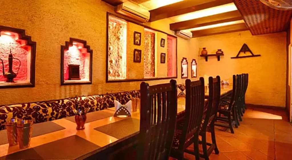 Hotel Gautam Deluxe - photo 16