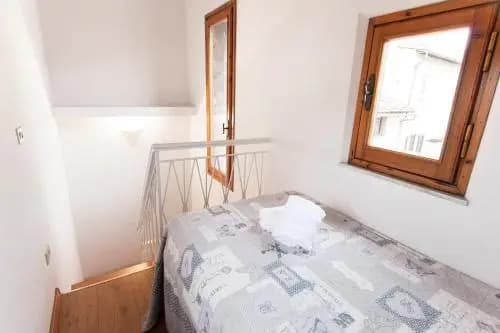 Riverside Apartment in Florence - photo 2
