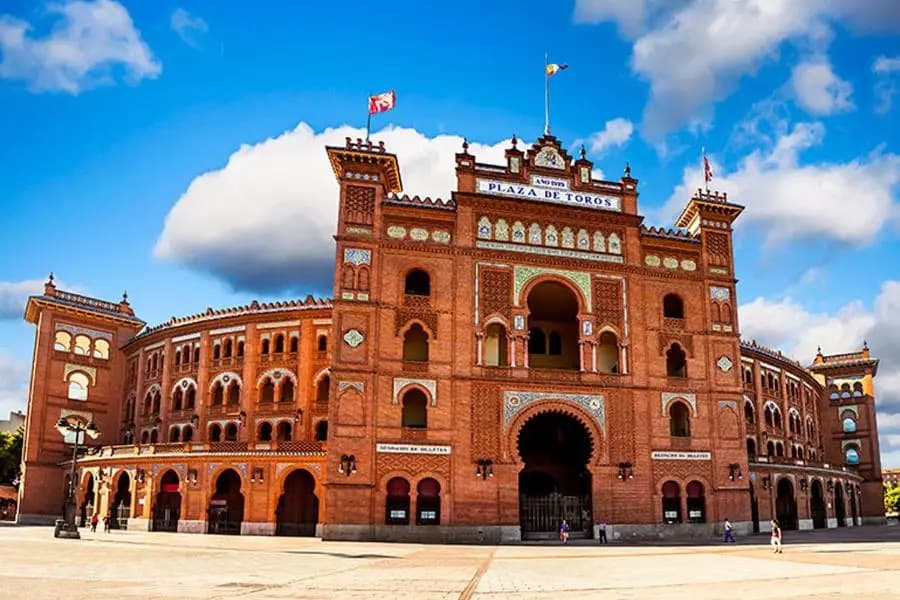 Plaza Mayor Family - main photo